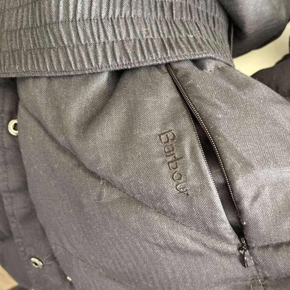 Barbour Waylite Quilted Puffer Coat Faux Fur-Trimmed Black - Picture 4 of 8